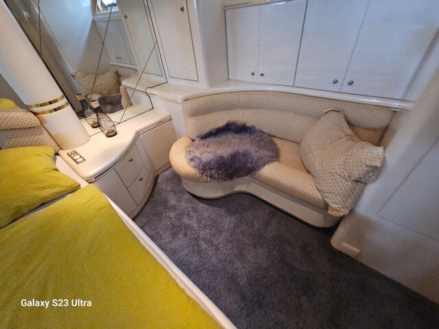 Motorboot Elegance 70 Flybridge