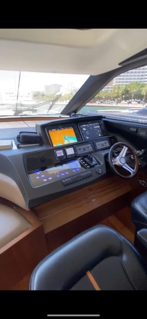 Motorboot Princess S72