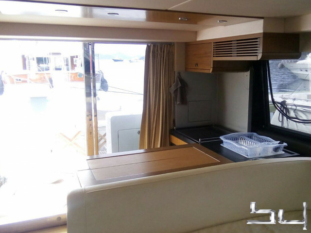 Motorboot Azimut 53 Magellano