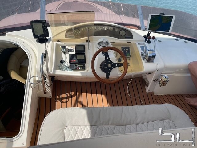 Motorboot Fairline 56 Squadron