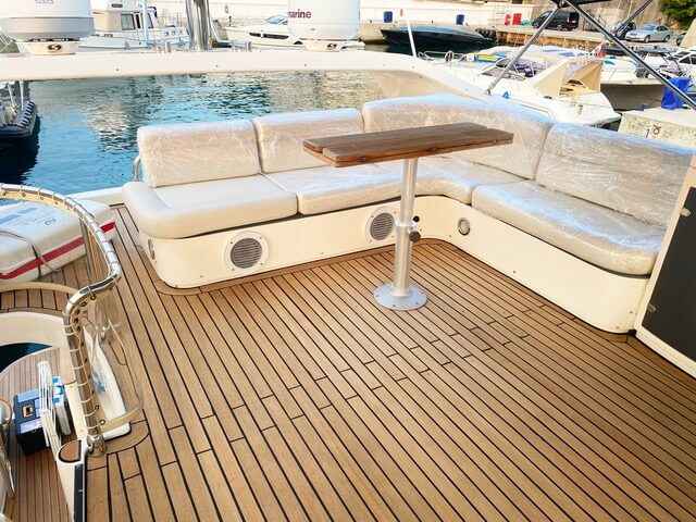 Motorboot Cayman 62 Cyber