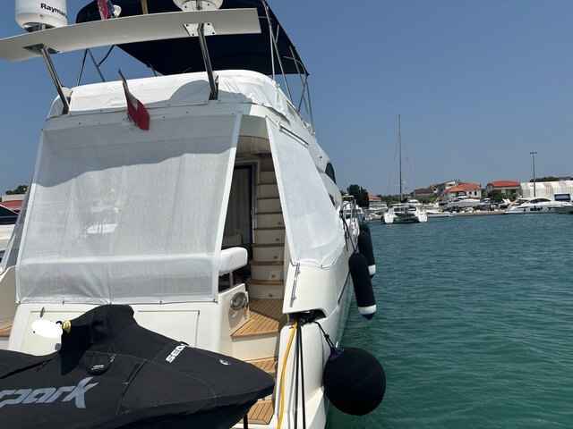 Motorboot Numarine 54 Flybridge