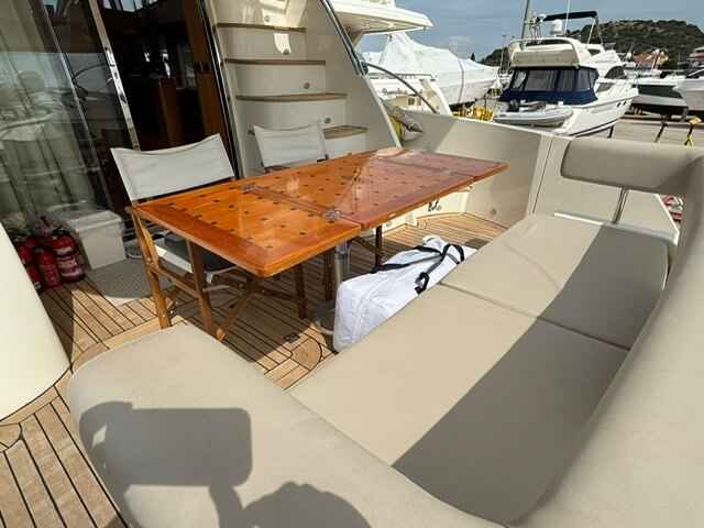 Motorboot Numarine 54 Flybridge
