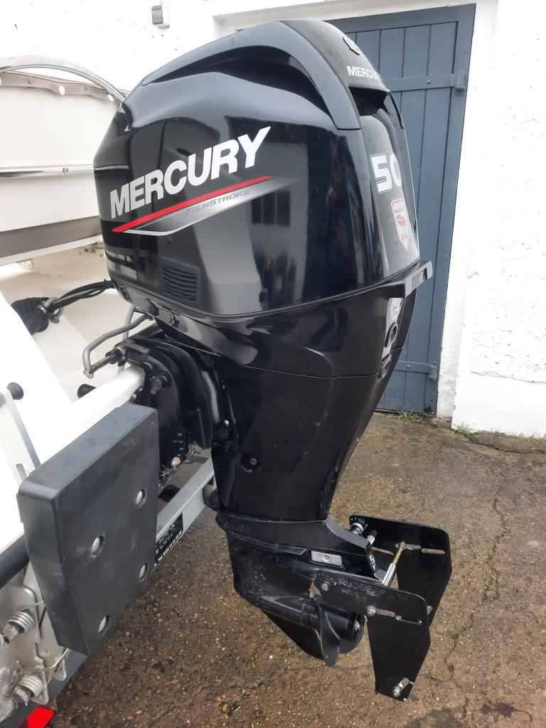Motorboot Quicksilver 505 activ Cabin