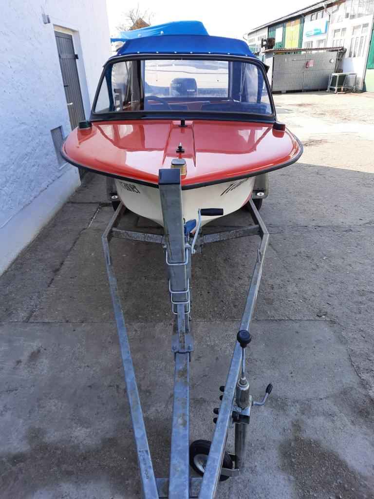 Motorboot Bootsbau Bad Schandau Trainer
