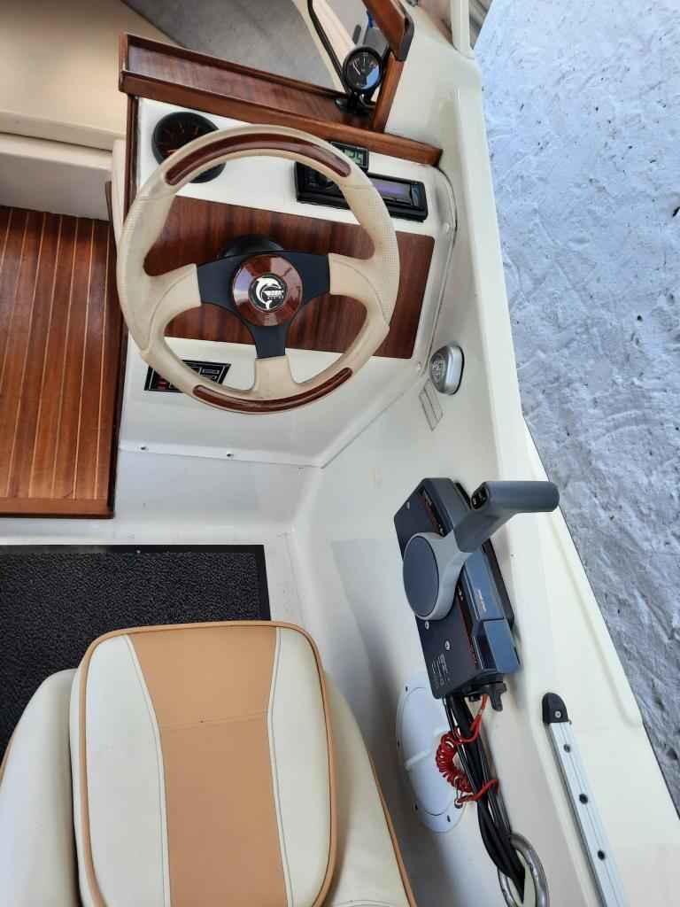 Motorboot Mystraly Weekend 480