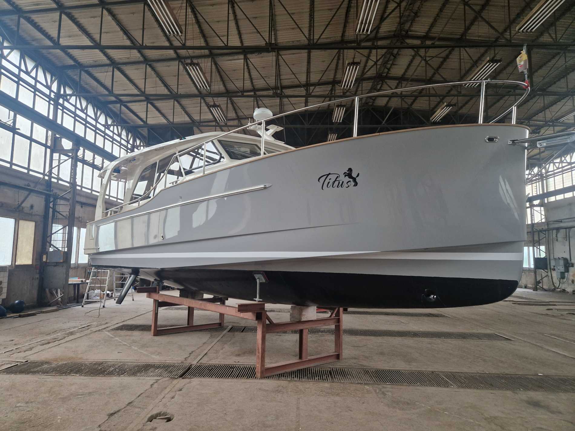 Greenline 33
