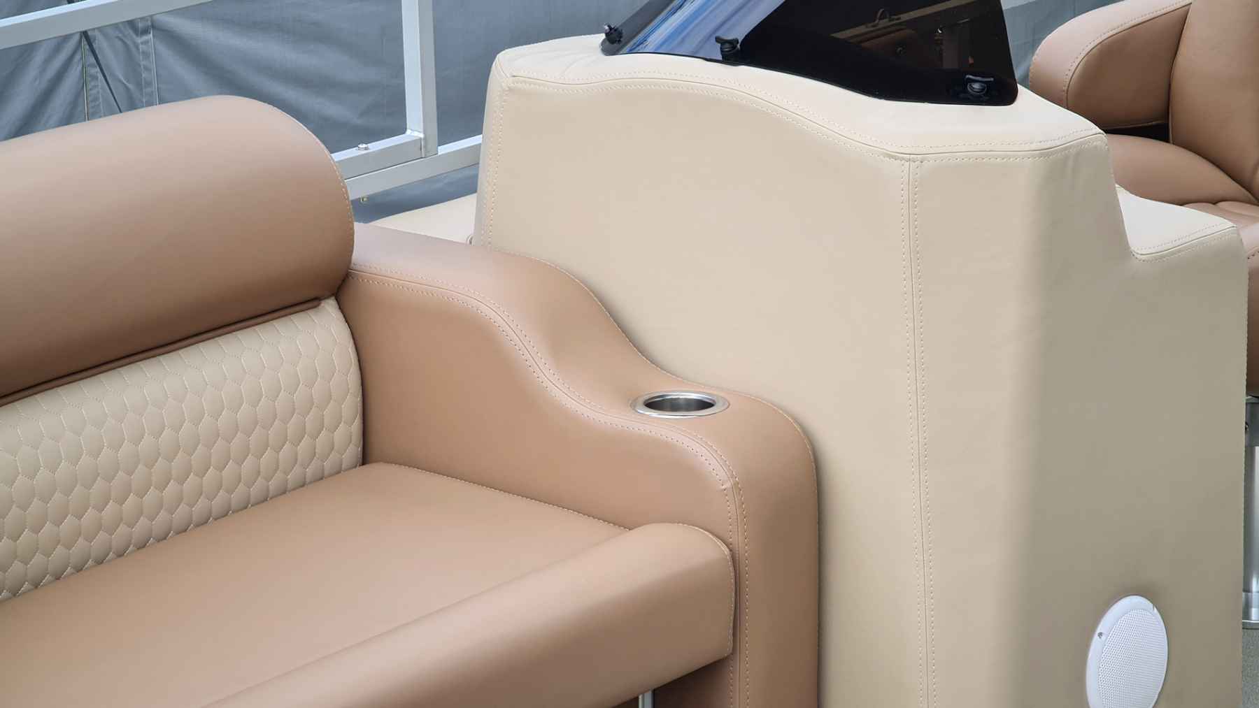 Motorboot Mercury Avator 75e