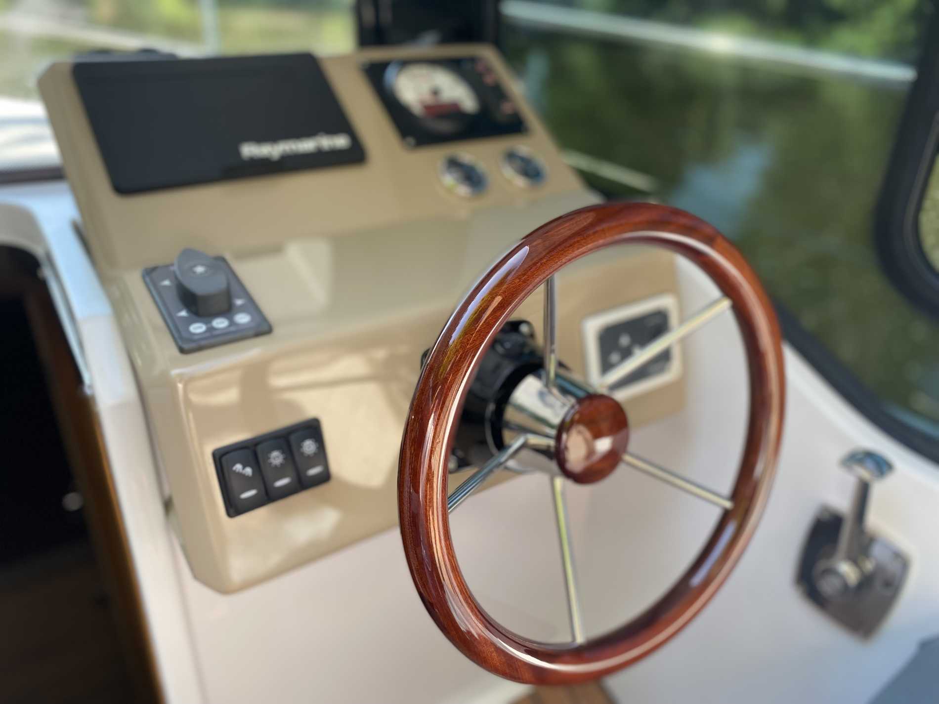 Motorboot Nikhen Long Plattform Büro Ausstattung