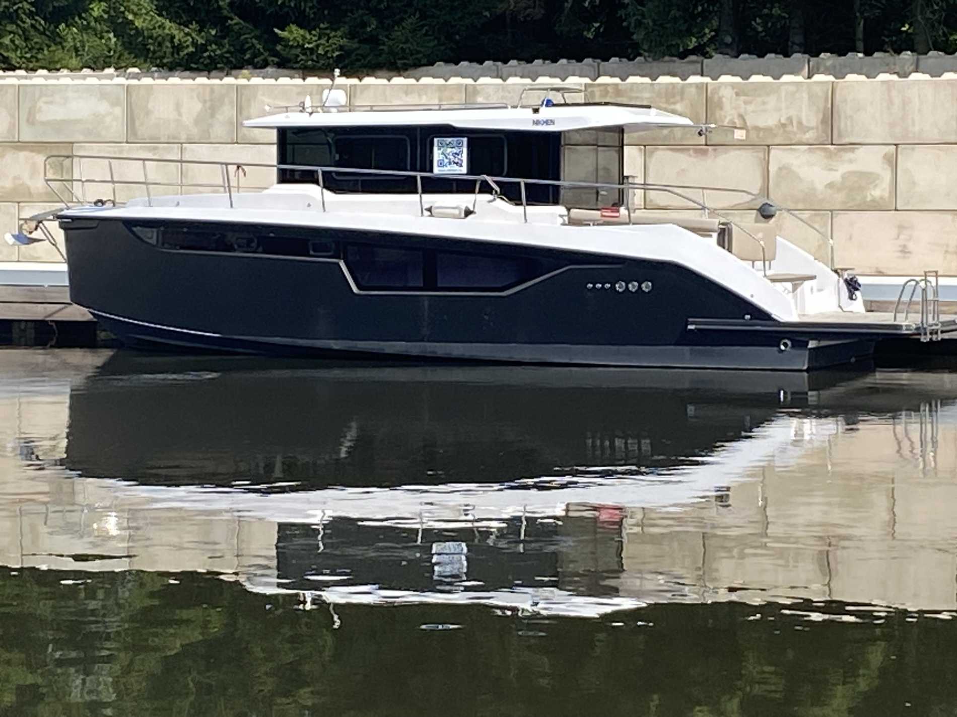 Motorboot Nikhen Long Plattform Büro Ausstattung