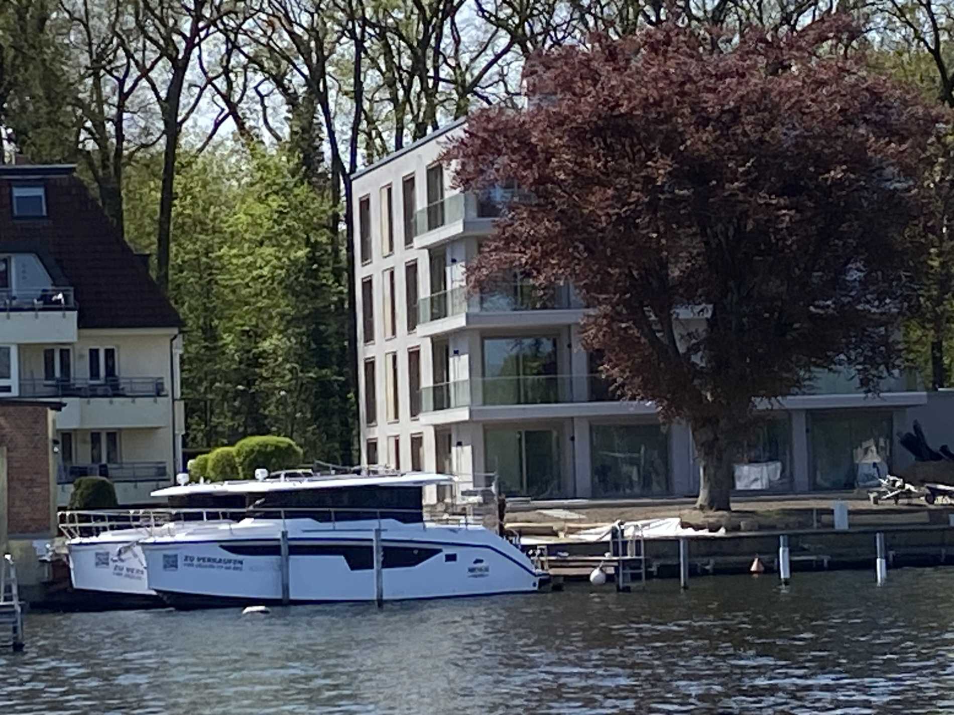 Motorboot Luxus Yachtbau Wildau AK1000
