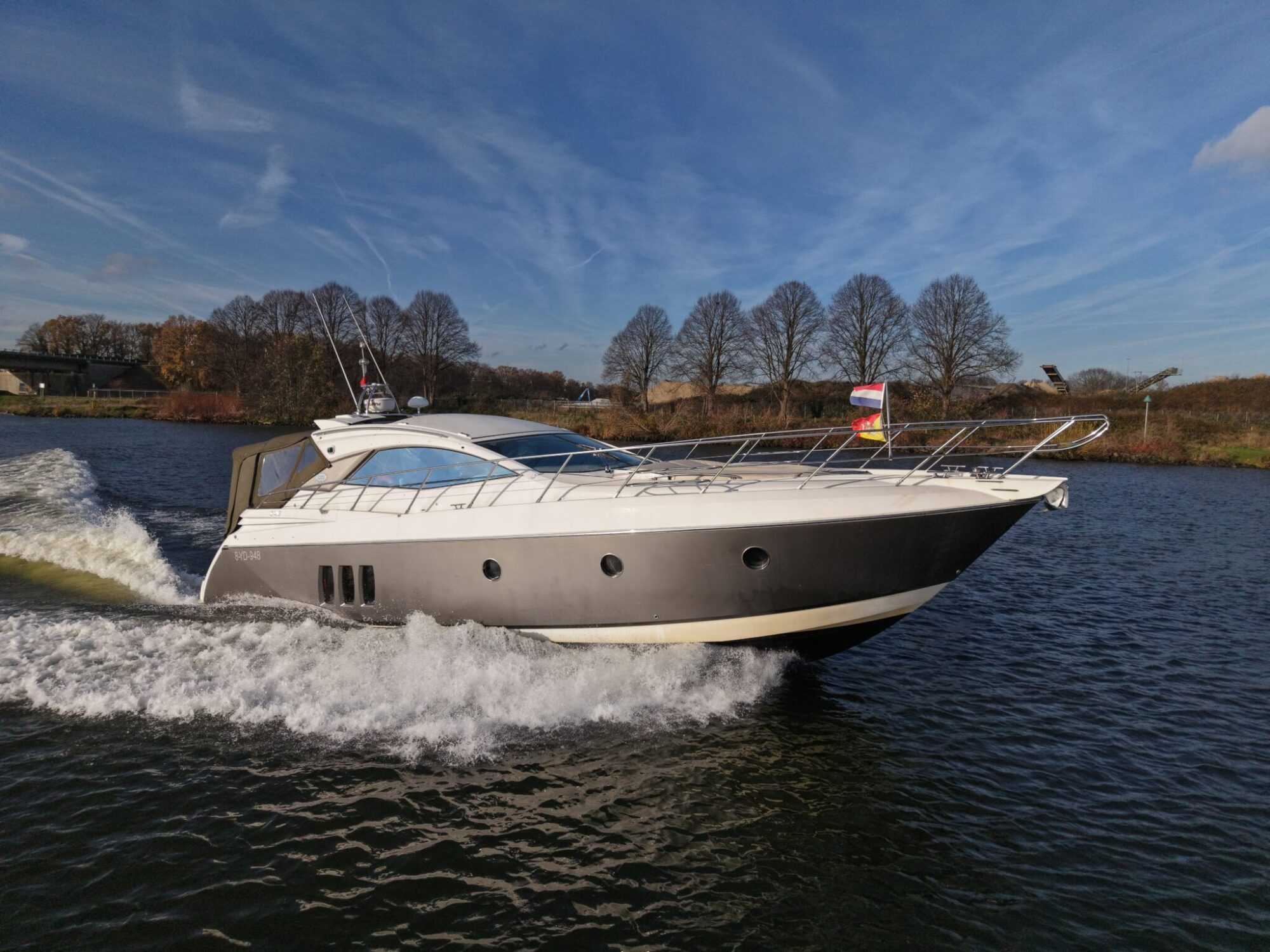 Motorboot Sessa C46 HT IPS
