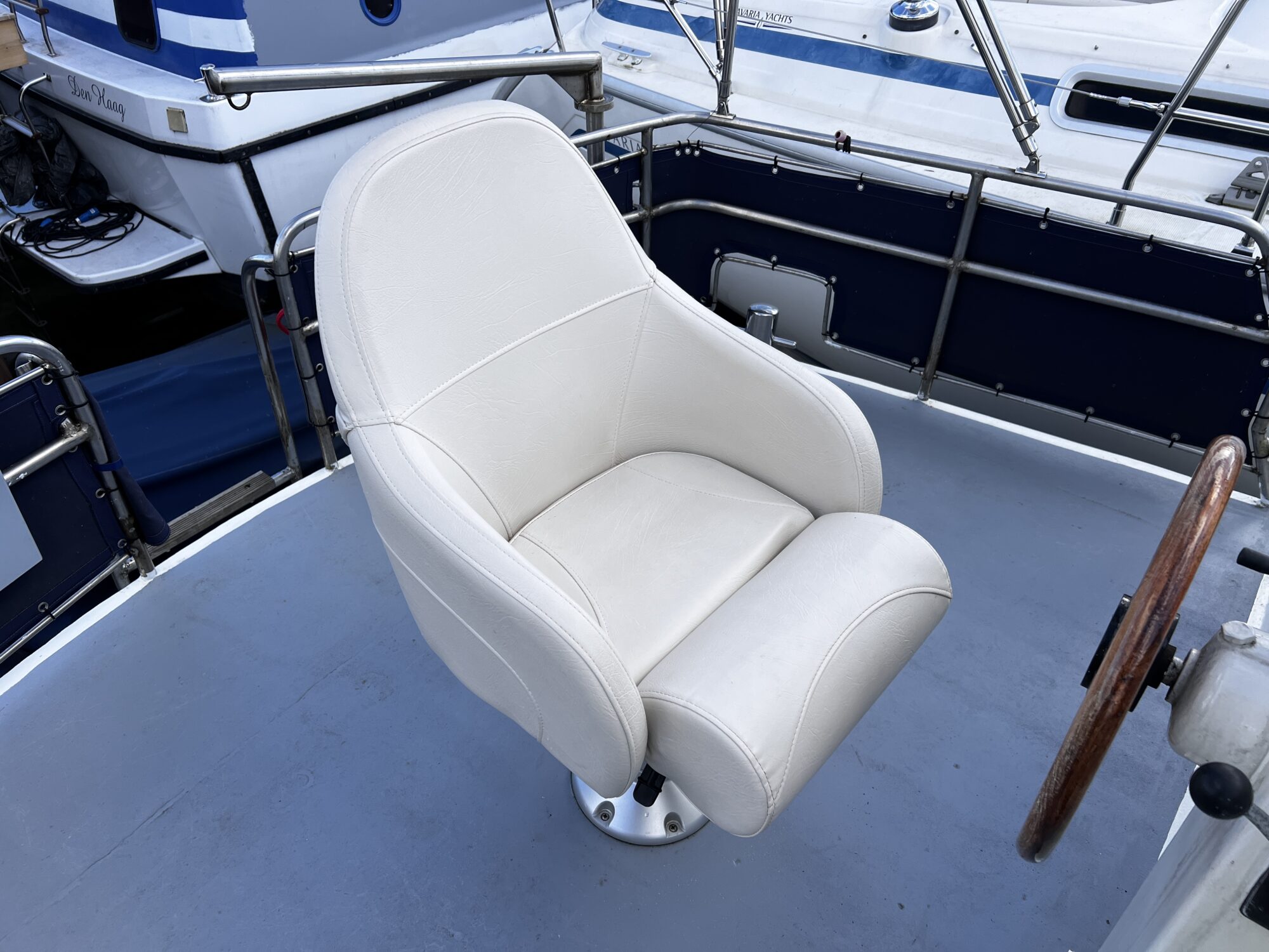 Motorboot Altena Kruiser 9.30 AK Cabrio
