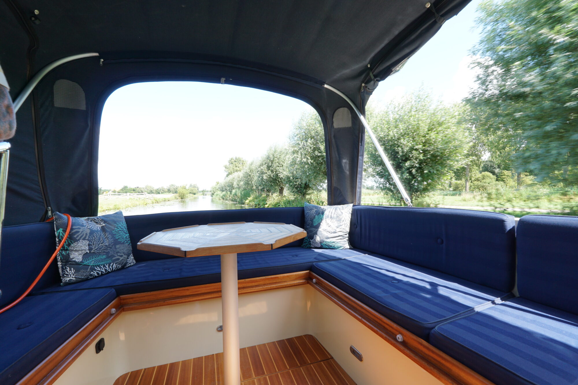 Motorboot Antaris 7.20 Family
