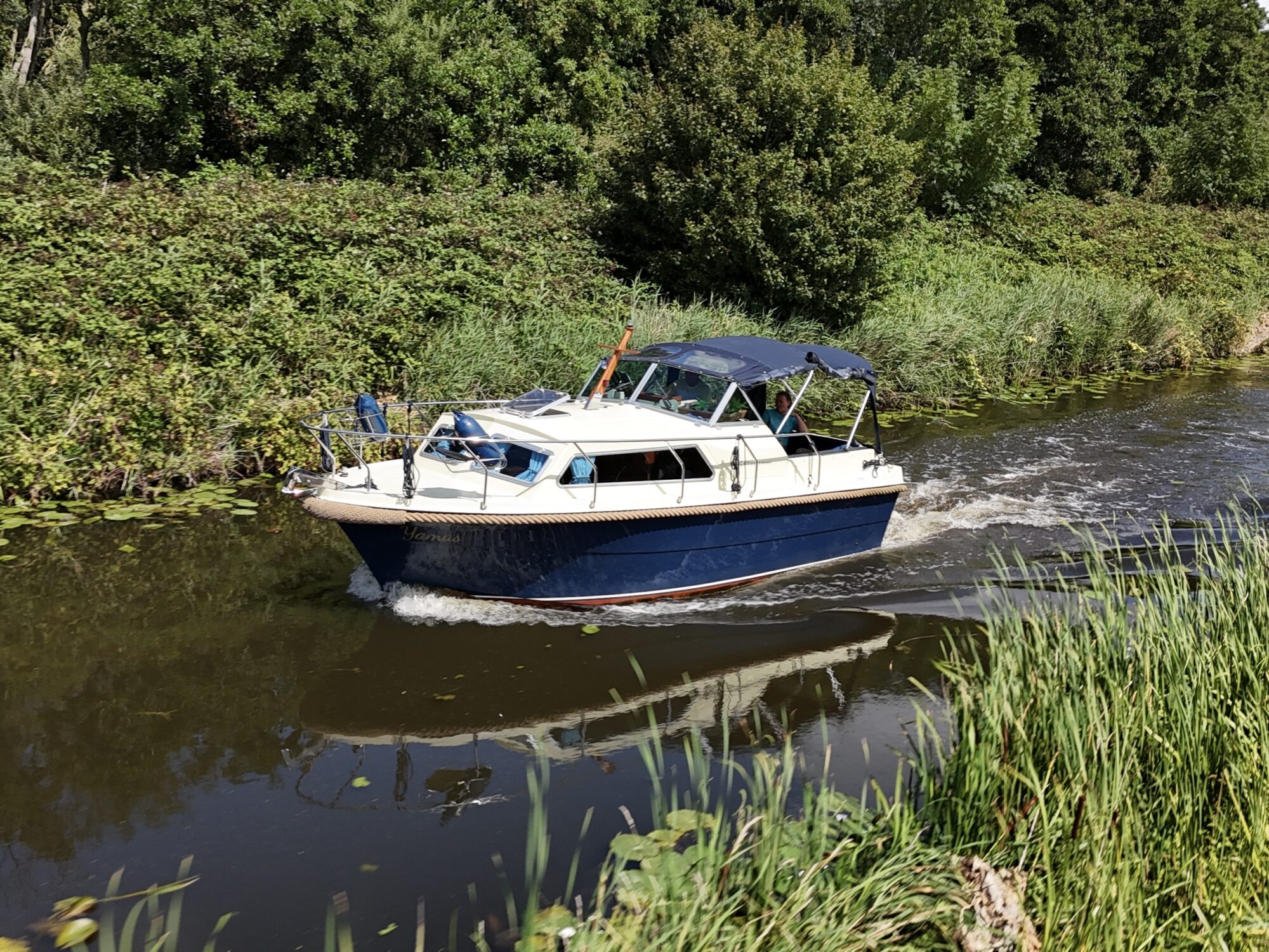 Motorboot Antaris 7.20 Family