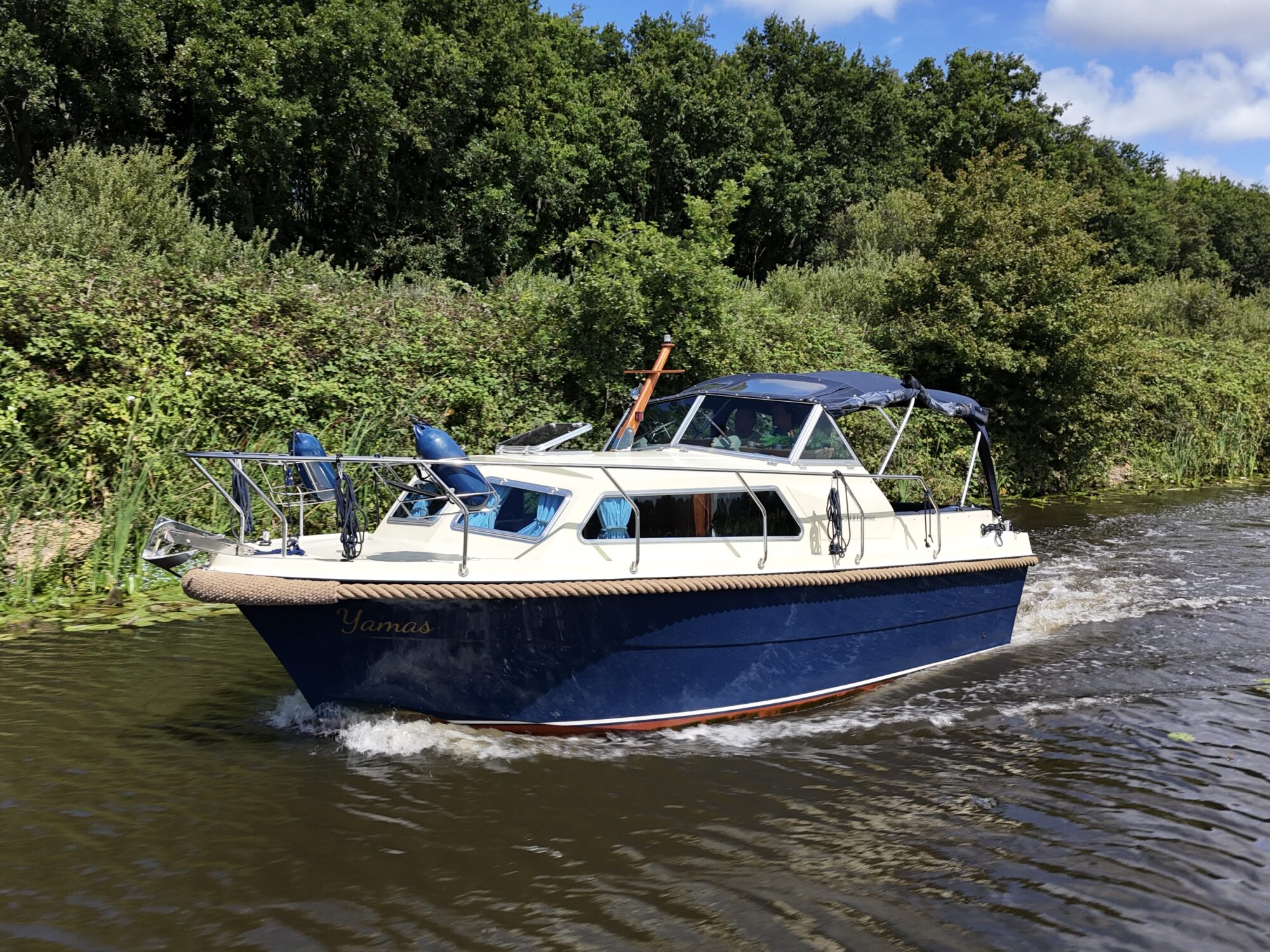 Motorboot Antaris 7.20 Family