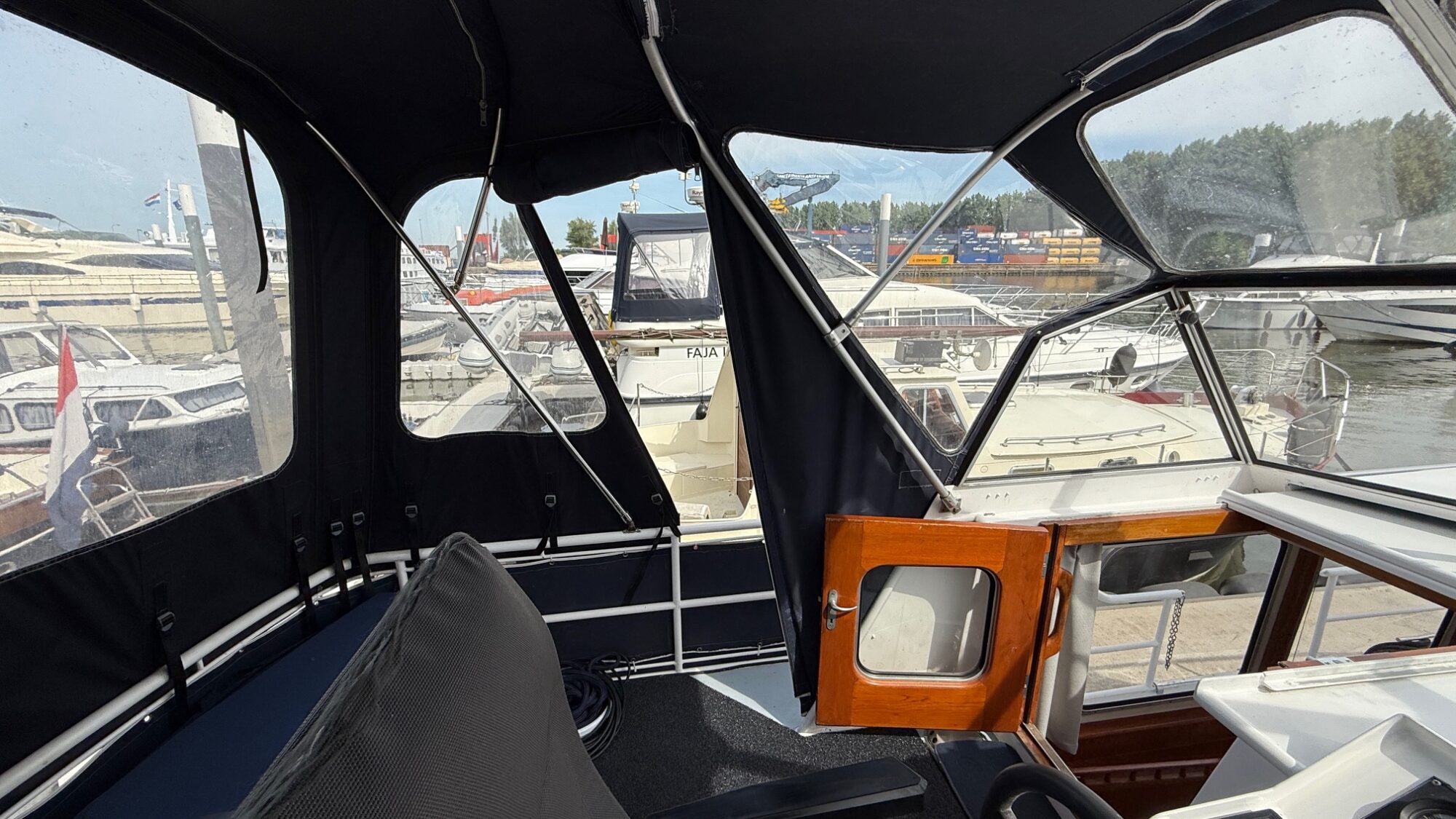 Motorboot Pedro Kruiser 30 AK Cabrio