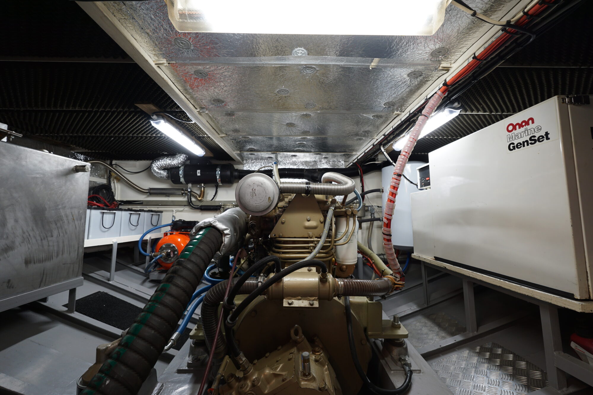 Motorboot Valkkruiser Challenger 45 VS
