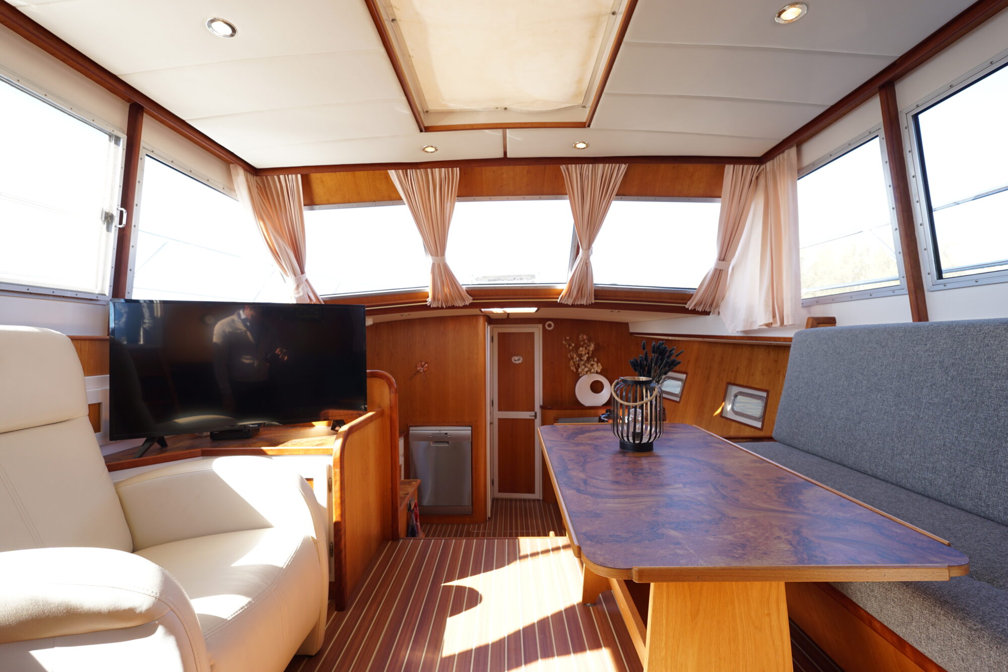 Motorboot Valkkruiser Challenger 45 VS