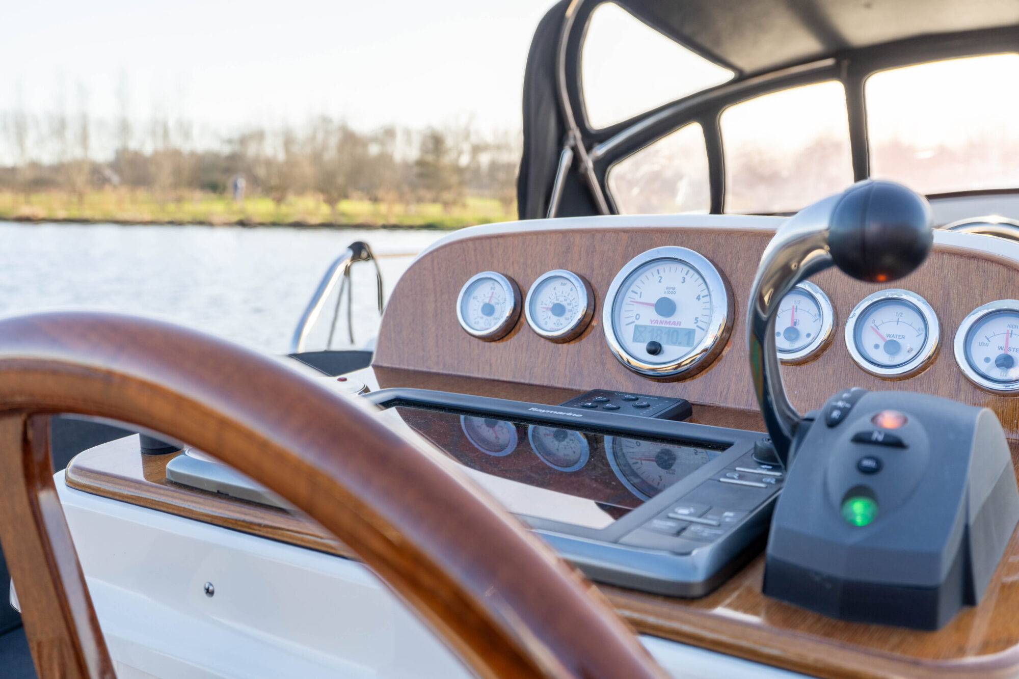 Motorboot Makma Caribbean 36