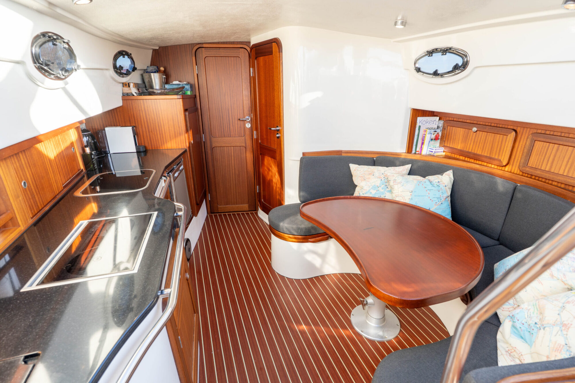 Motorboot Makma Caribbean 36