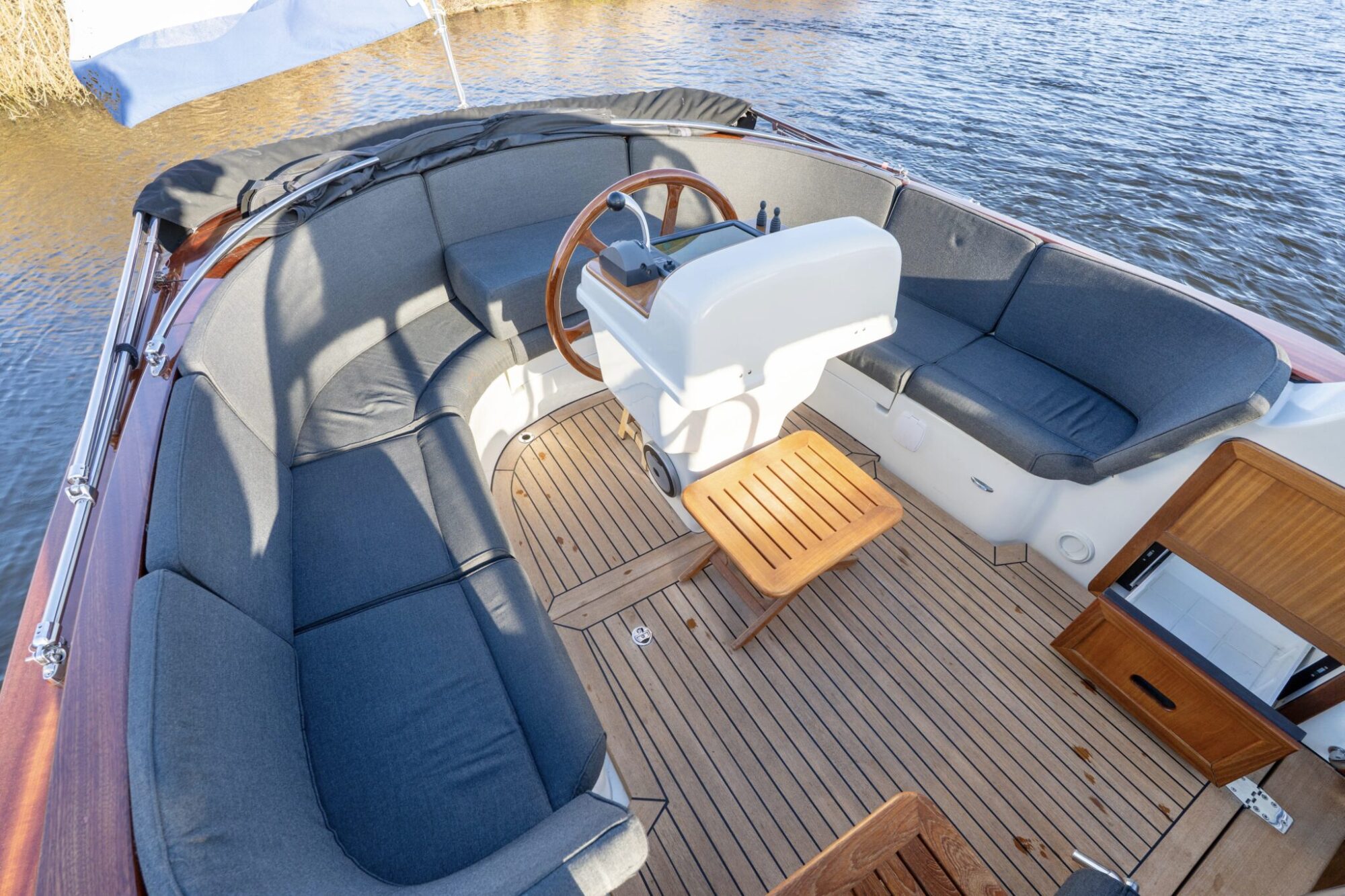 Motorboot Makma Caribbean 36