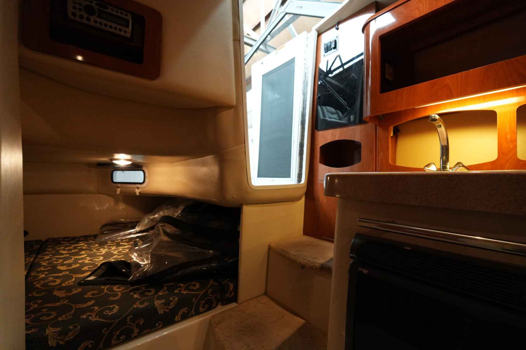 Motorboot Four Winns 258 Vista