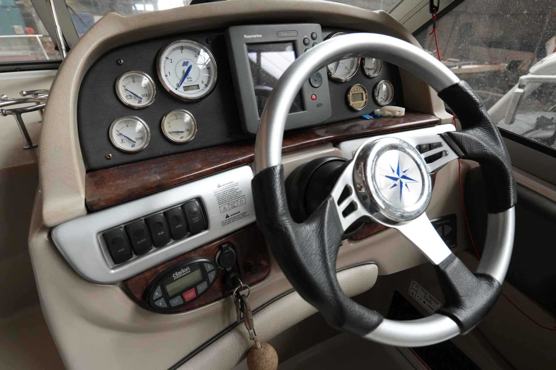 Motorboot Four Winns 258 Vista