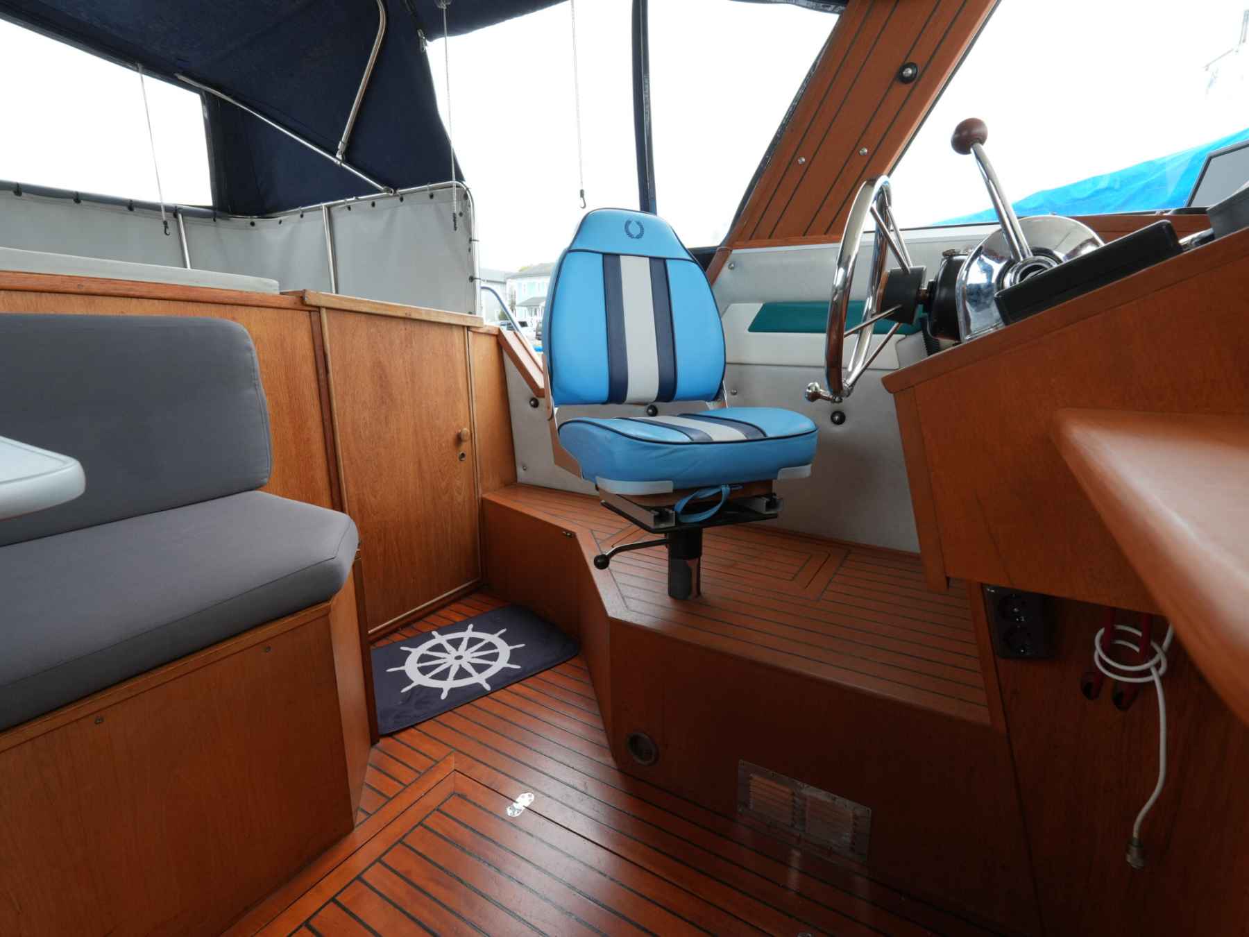 Motorboot Crestar 1000 OK/AK