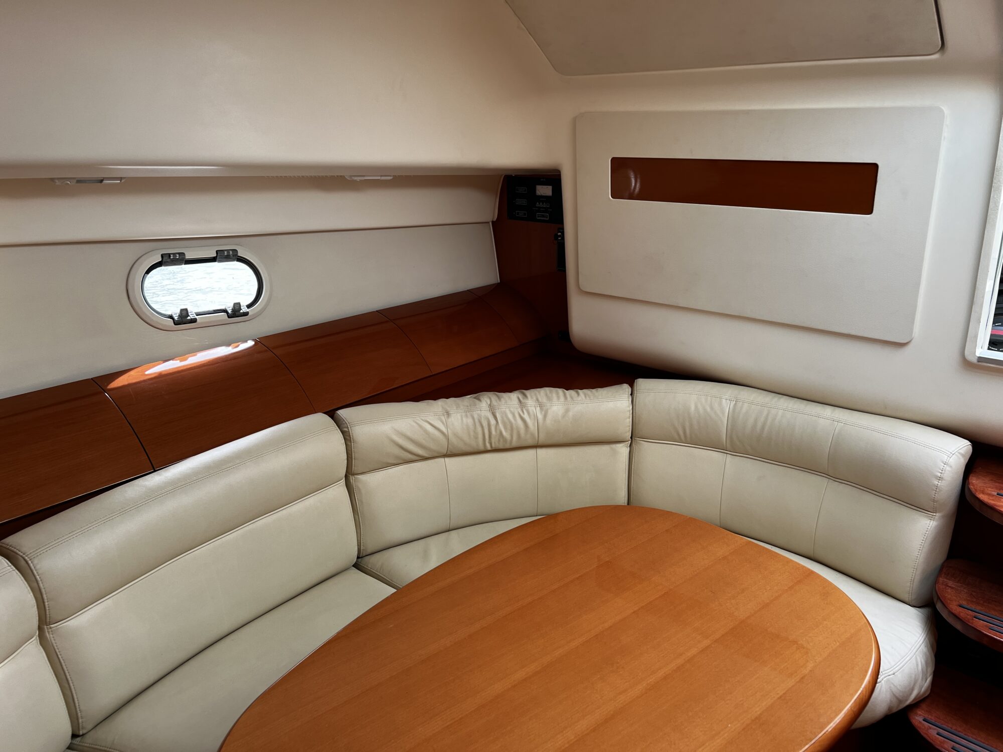 Motorboot Jeanneau Prestige 34S HT