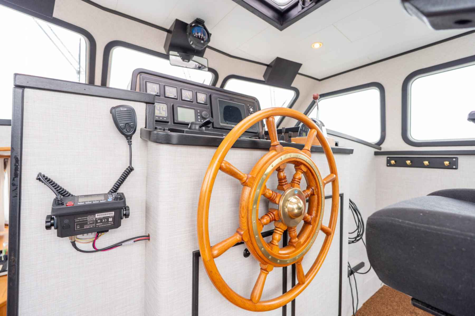 Motorboot Pieter Beeldsnijder Spiegelkotter 15.00 VS