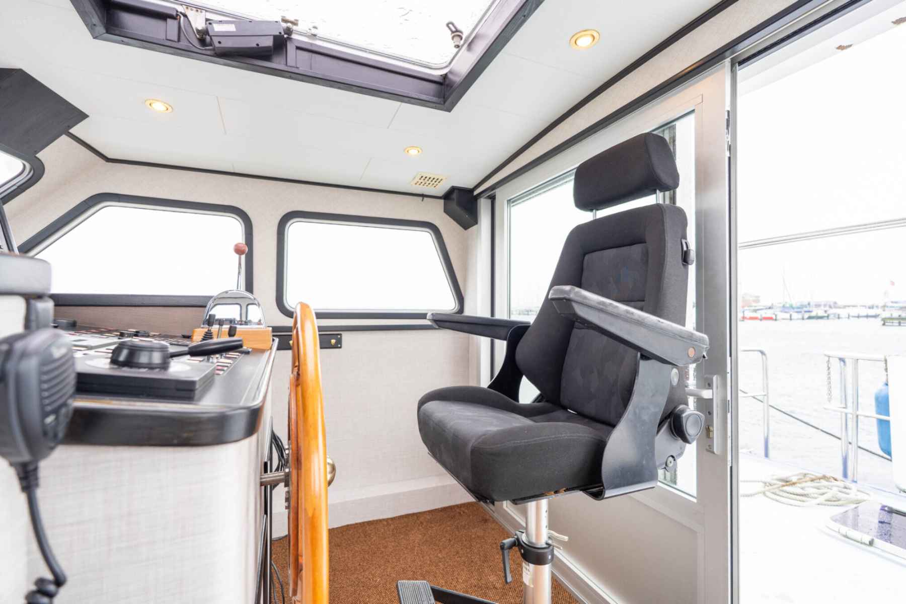 Motorboot Pieter Beeldsnijder Spiegelkotter 15.00 VS