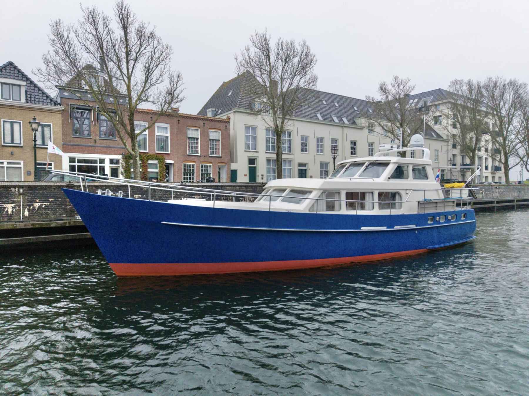 Motorboot Pieter Beeldsnijder Spiegelkotter 15.00 VS