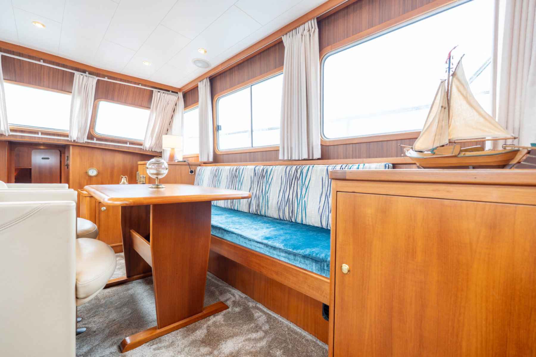 Motorboot Pieter Beeldsnijder Spiegelkotter 15.00 VS