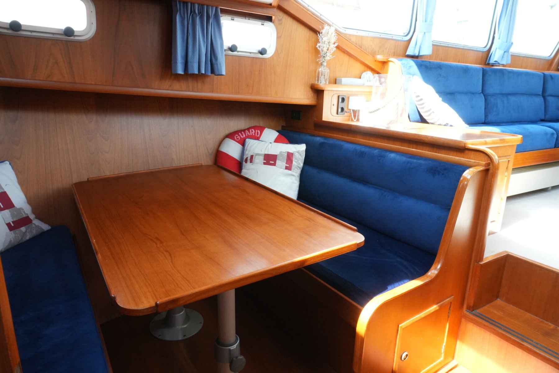 Motorboot Monty Bank Kotter 41 AK Cabrio