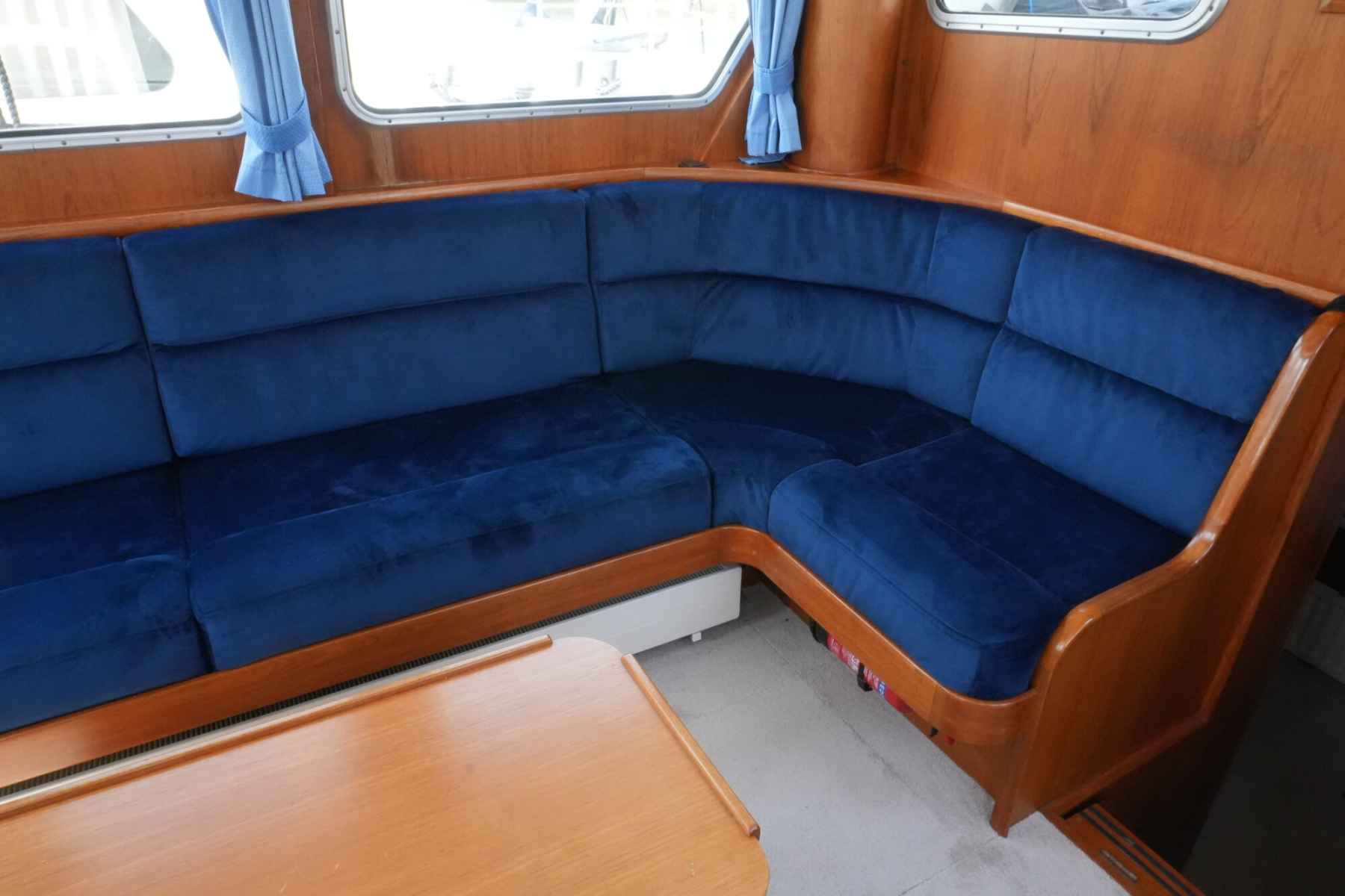 Motorboot Monty Bank Kotter 41 AK Cabrio