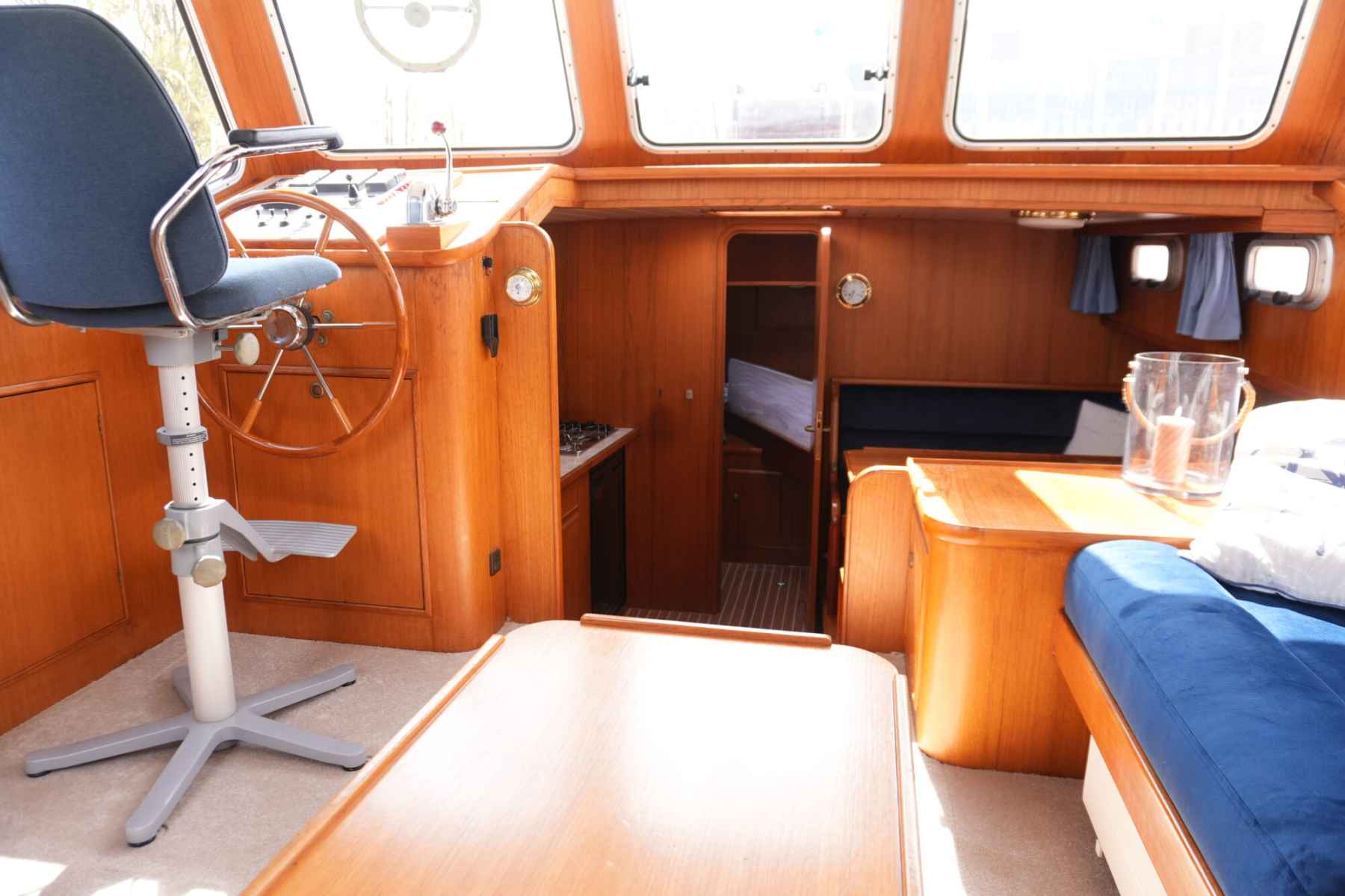 Motorboot Monty Bank Kotter 41 AK Cabrio