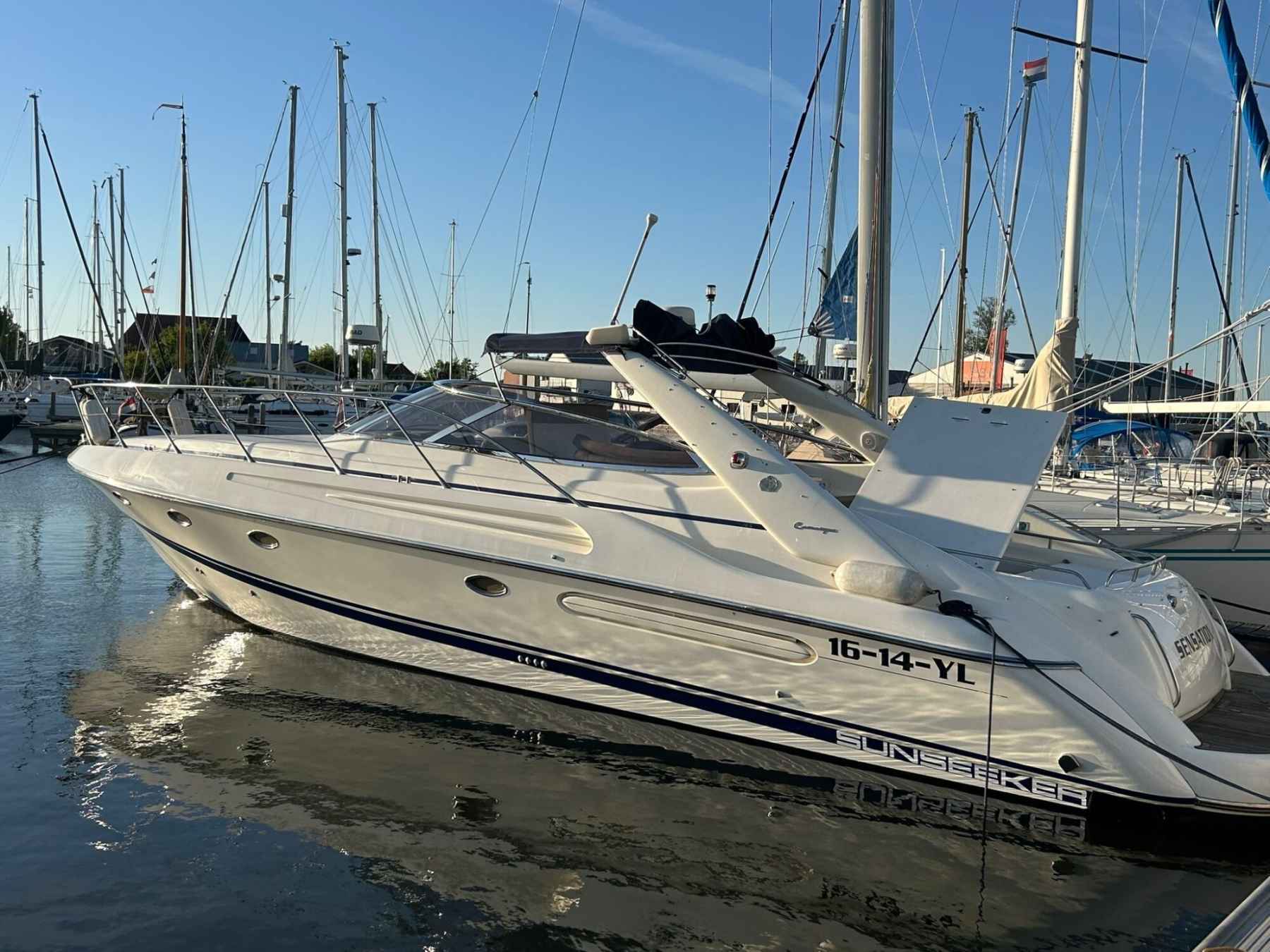 Motorboot Sunseeker Camarque 47 Cabrio