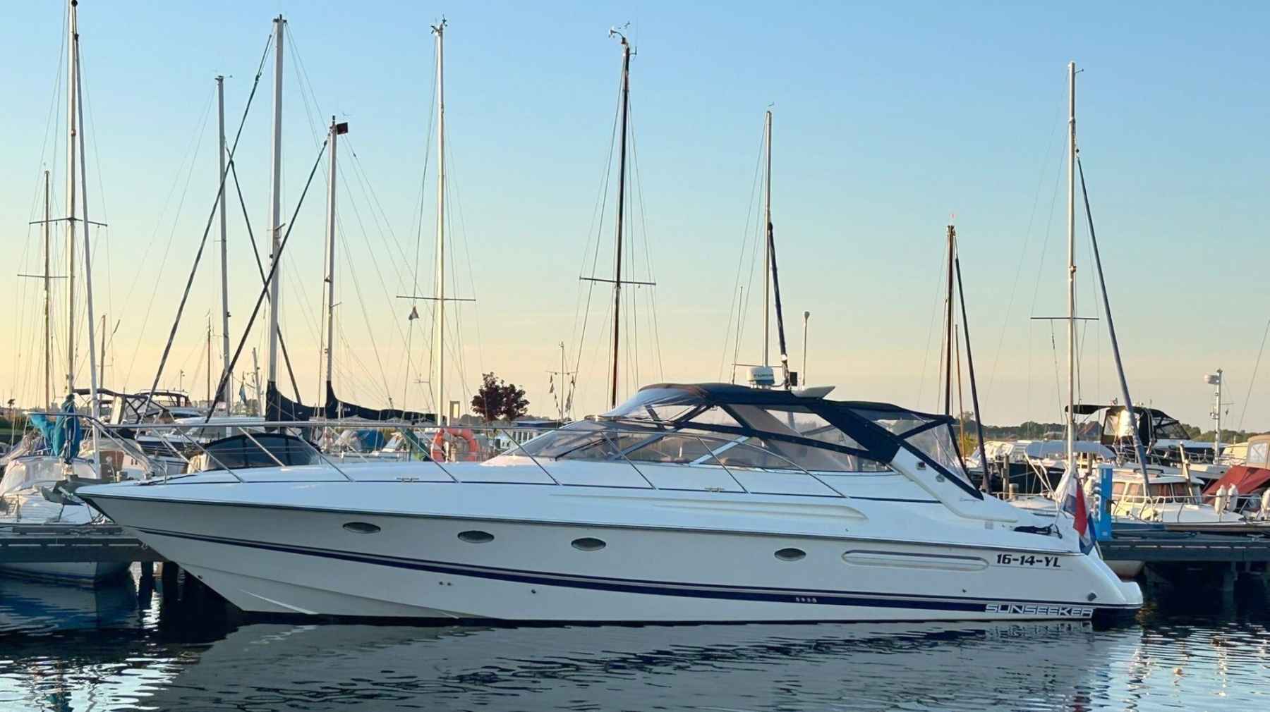 Motorboot Sunseeker Camarque 47 Cabrio