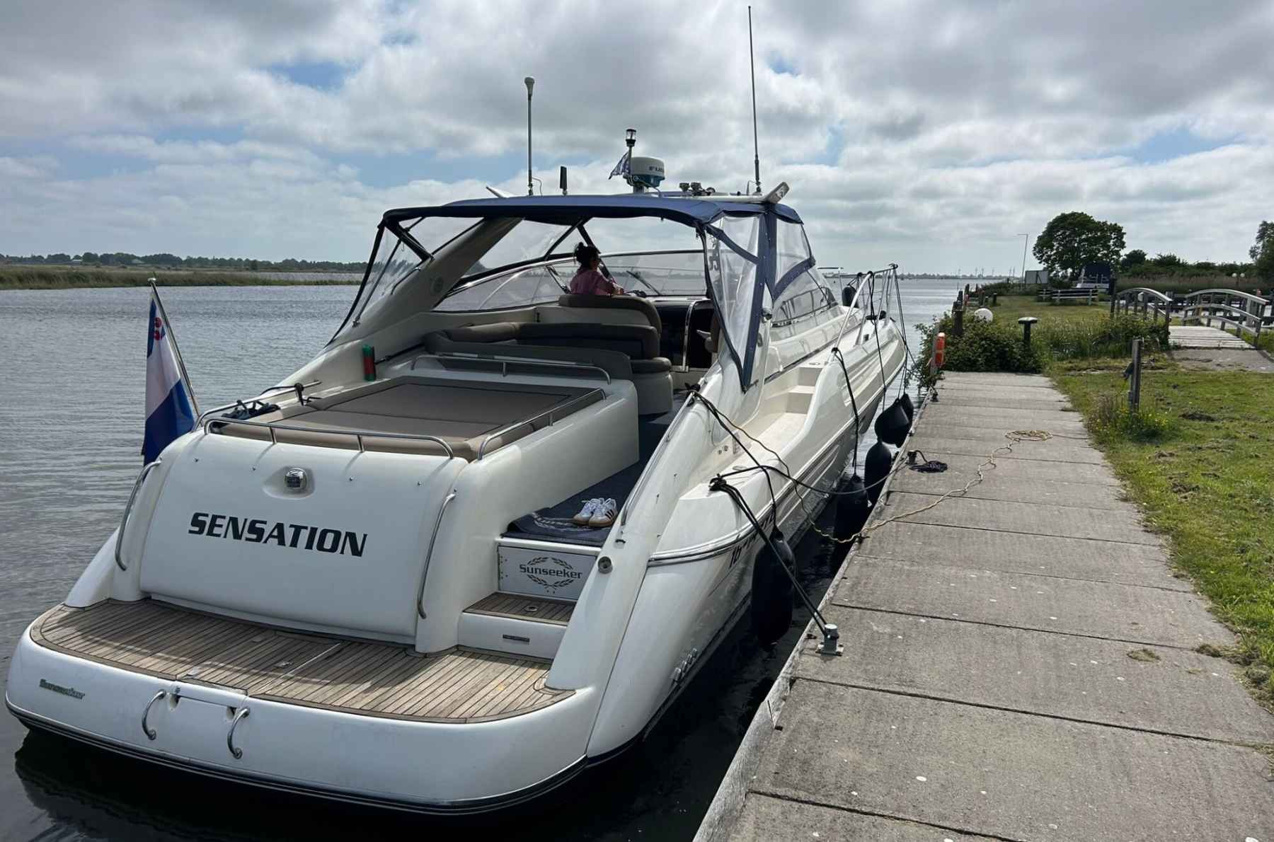 Motorboot Sunseeker Camarque 47 Cabrio