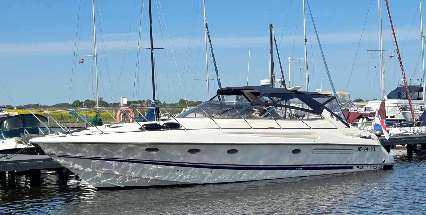 Motorboot Sunseeker Camarque 47 Cabrio