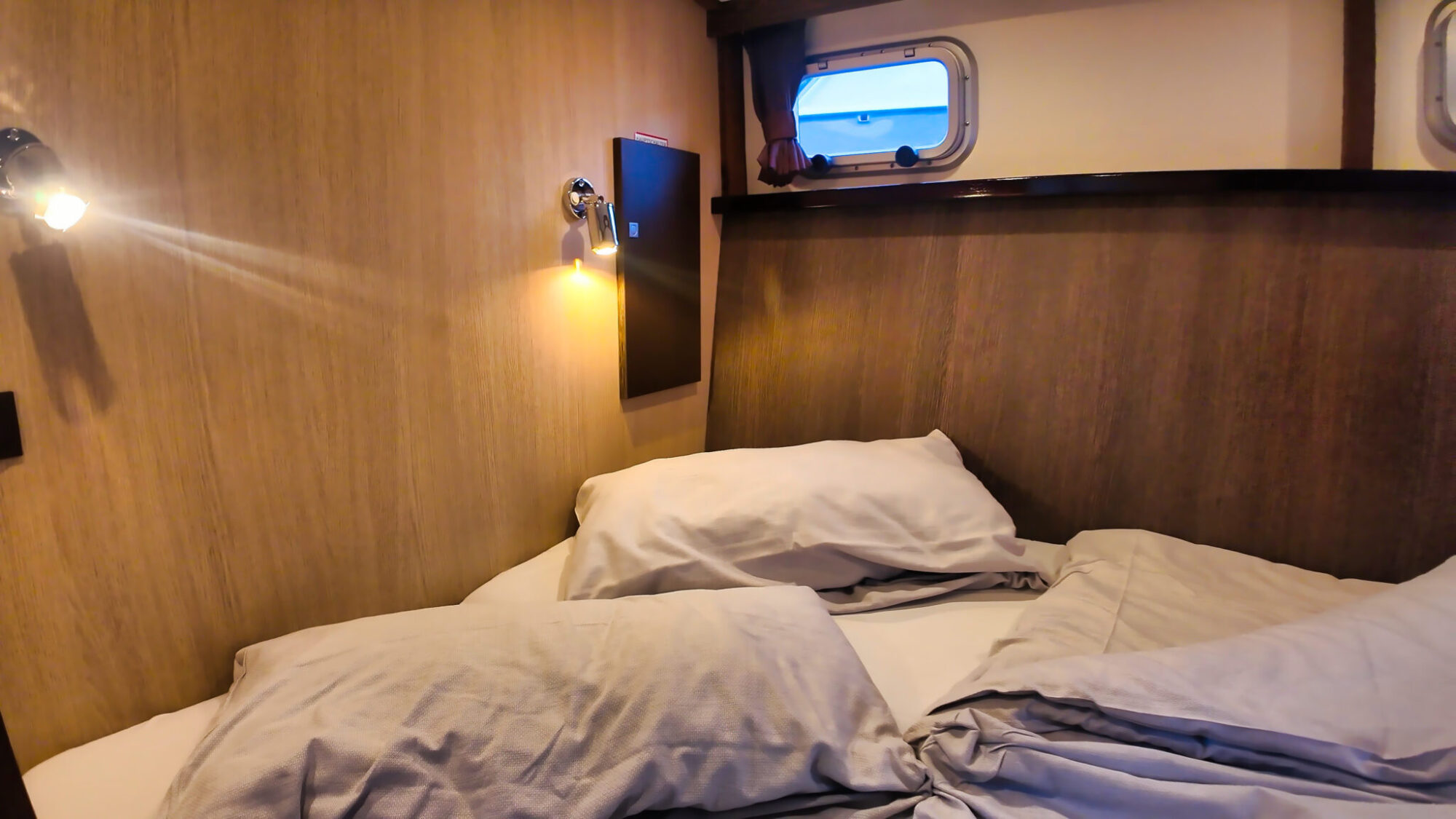 Motorboot Aventura 34 AK Cabrio