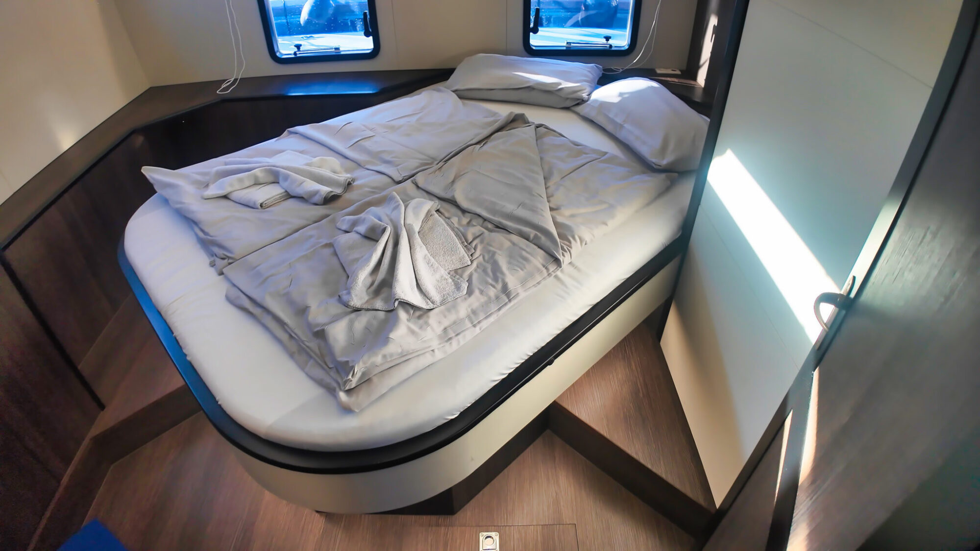 Motorboot Aventura 34 AK Cabrio