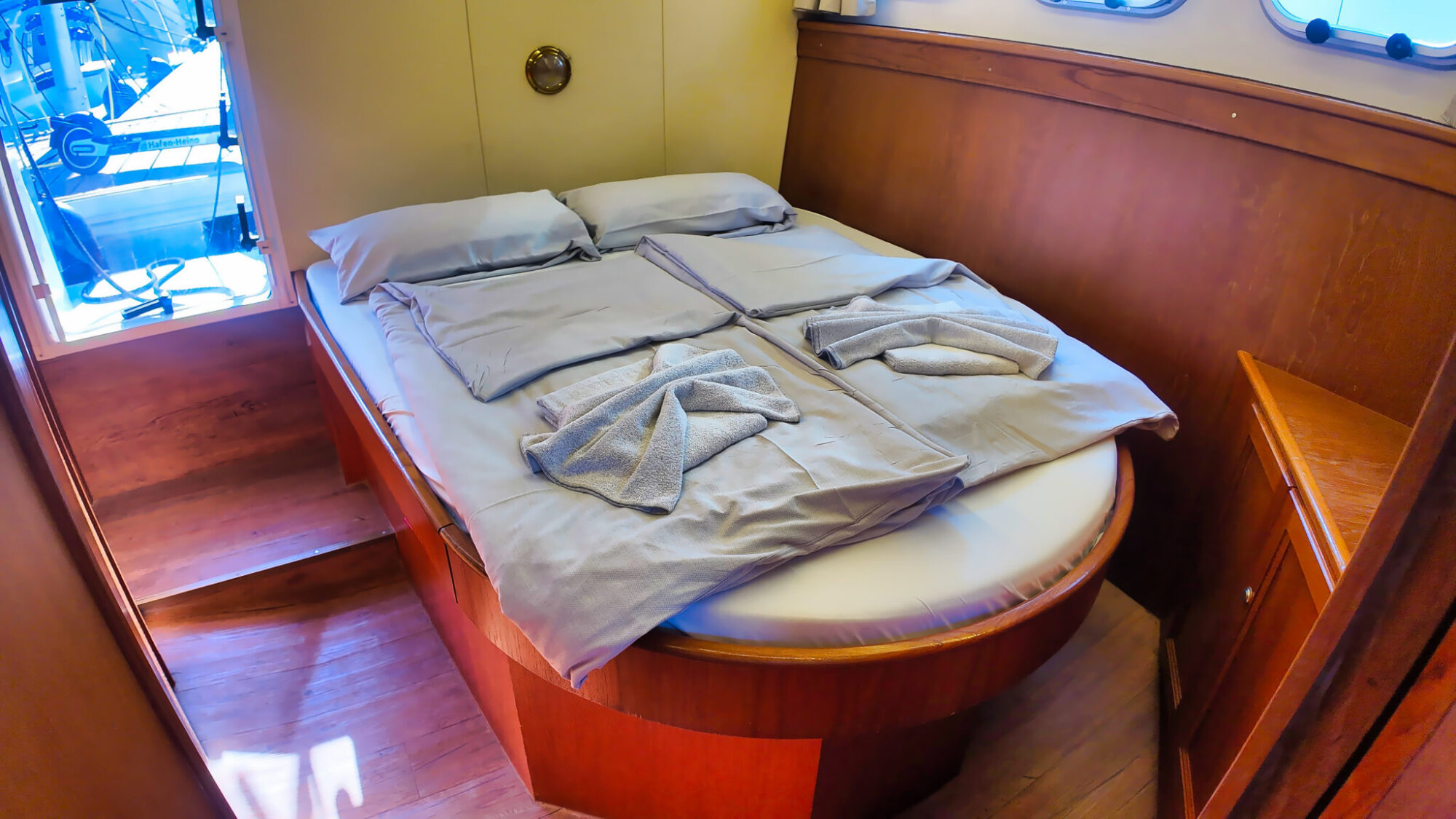 Motorboot Pedro Skiron 35 AK Cabrio