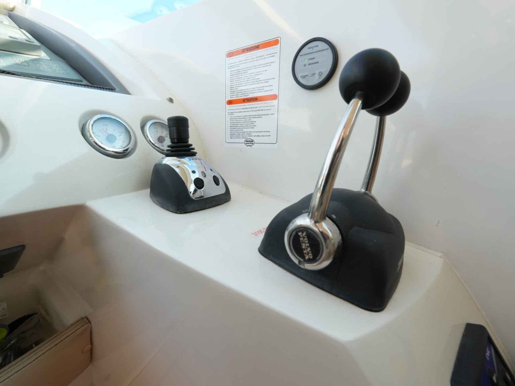 Motorboot Sessa C46 HT IPS