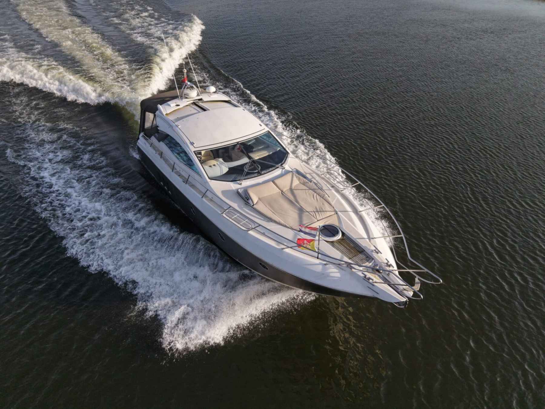 Motorboot Sessa C46 HT IPS