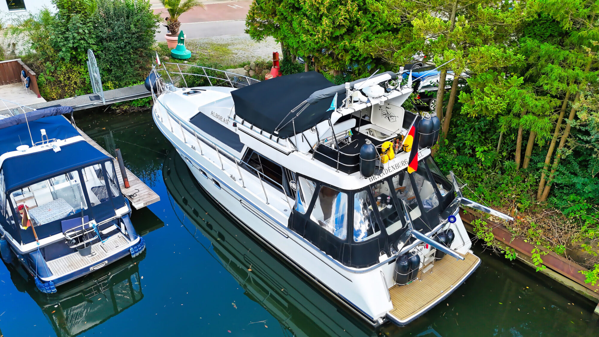 Motorboot Neptunus 138 / 46 Flybridge Sedan