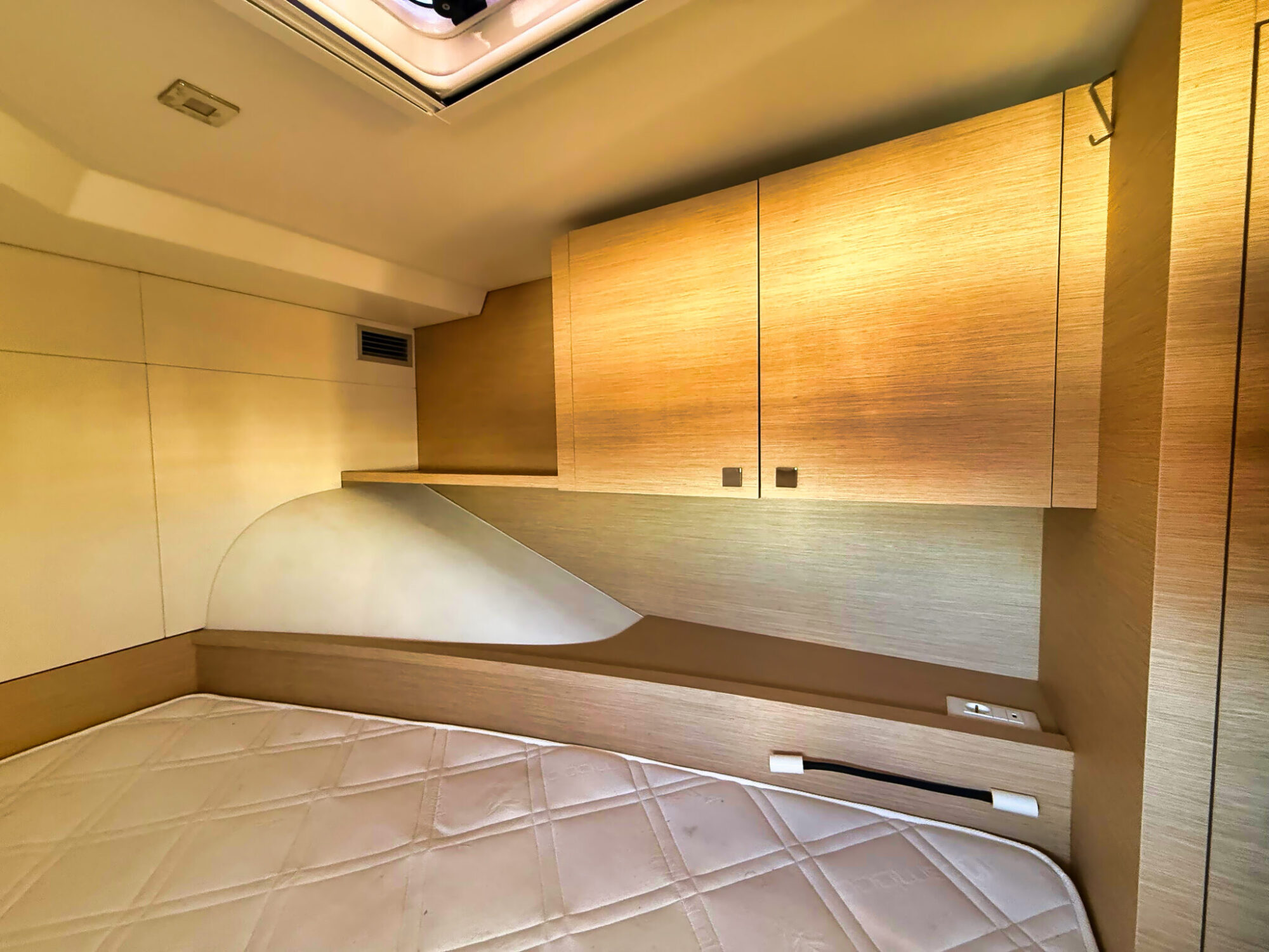 Motorboot Fountaine Pajot Fountaine Payot Motorcatamaran MY 37