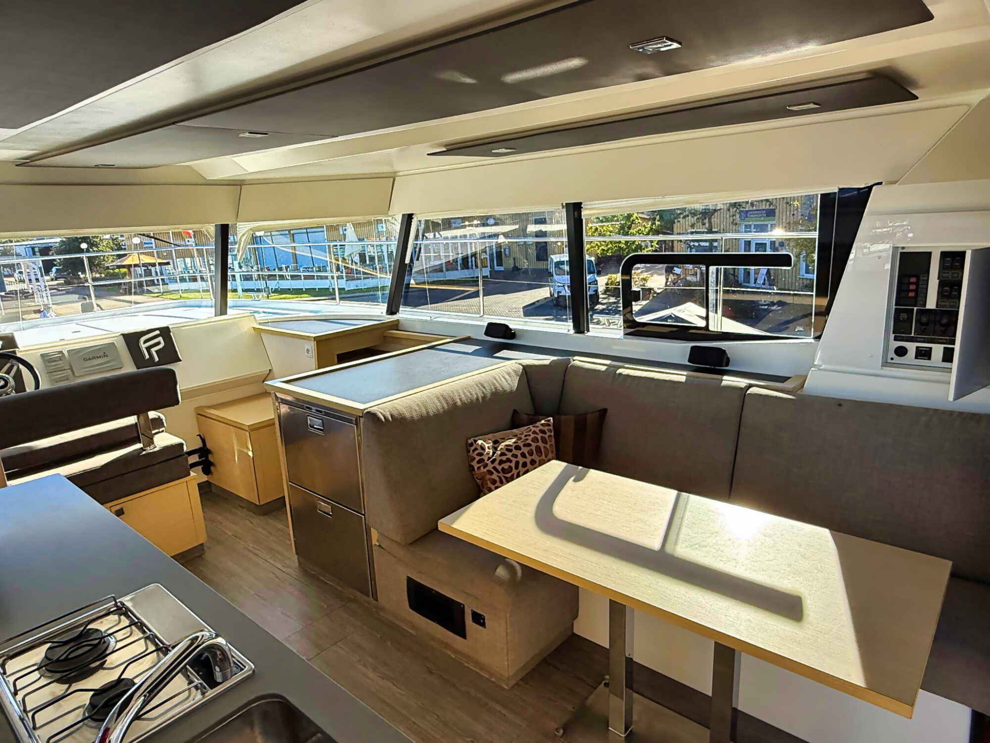Motorboot Fountaine Pajot Fountaine Payot Motorcatamaran MY 37