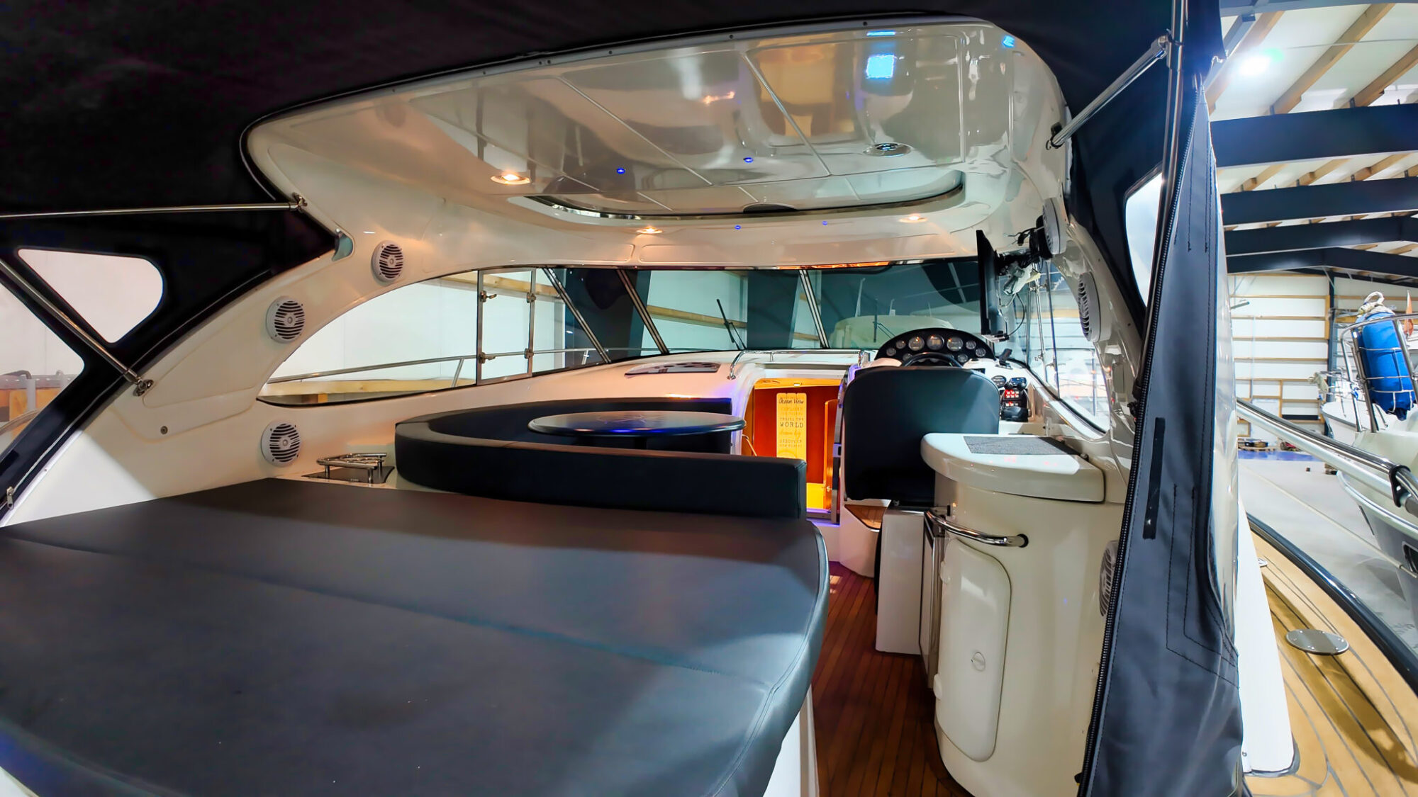 Motorboot Bavaria 37 HT Hardtop